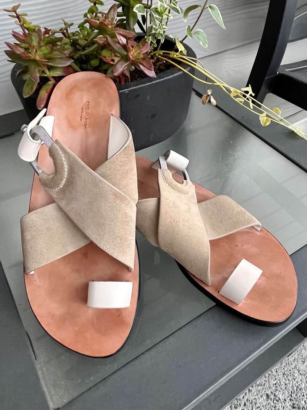 Rag and Bone Like New August Slides